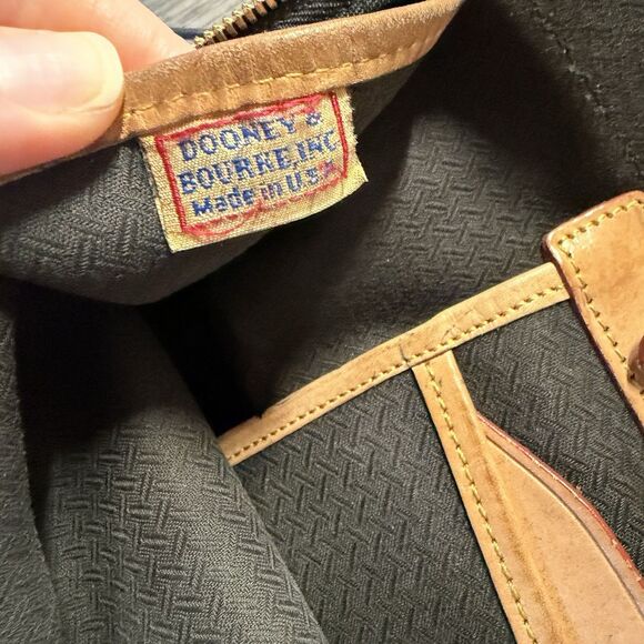 Dooney & Bourke vintage navy fabric and natural leather bag - USA - Pre-Loved - Picture 7 of 8